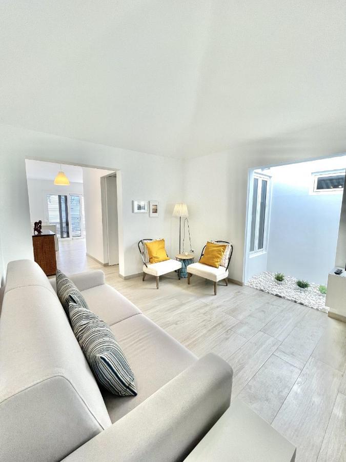 Casahost Townhouse Lise Villa Puerto del Carmen  Exteriör bild
